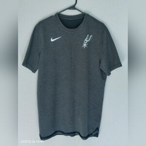 Men's Nike NBA San Antonio Spurs Essential Uniform DNA T-Shirt L Dark Gray Heath